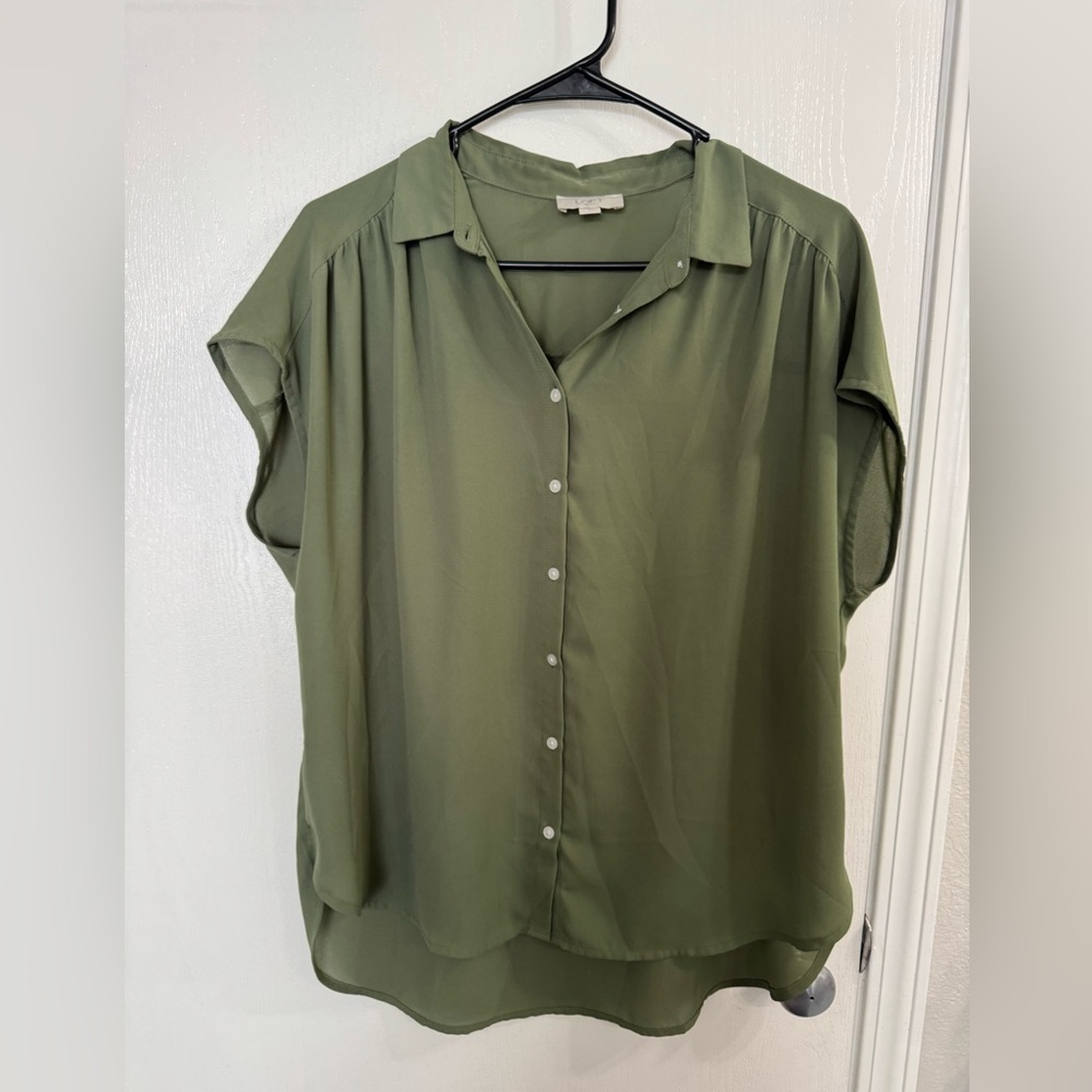 LOFT Olive Green Short Sleeve Button-Front Blouse